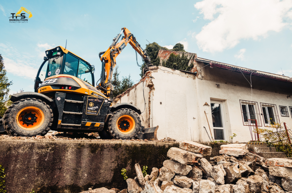 House Demolition in Perth: 2026 Planning Guide for Smart Homeowners